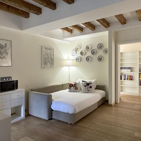 דירות מילאנו Joivy Cosy Ticinese Retreat 1-Bed Flat Near The Duomo מראה חיצוני תמונה